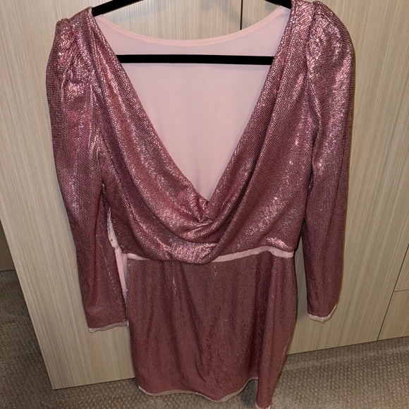 Light pink, sequin, long sleeved, low back, never worn - Picture 2 of 6